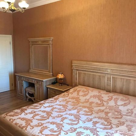 Rustaveli Apartment City Centre Tbilisi Esterno foto