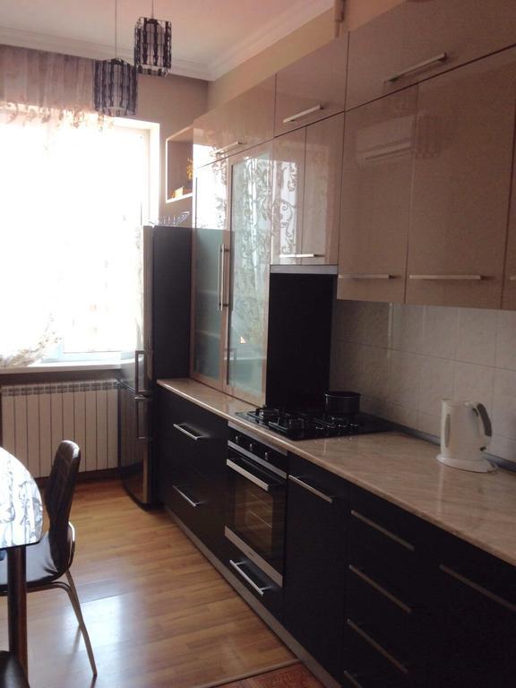 Rustaveli Apartment City Centre Tbilisi Esterno foto