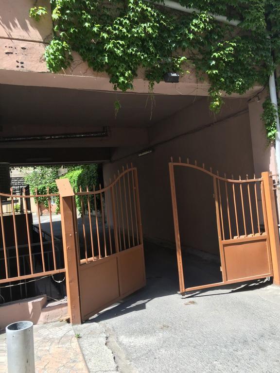 Rustaveli Apartment City Centre Tbilisi Esterno foto