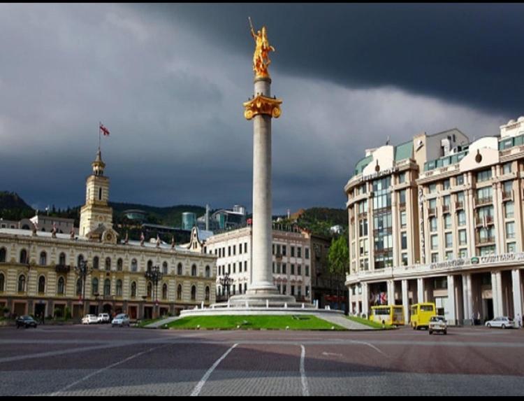 Rustaveli Apartment City Centre Tbilisi Esterno foto
