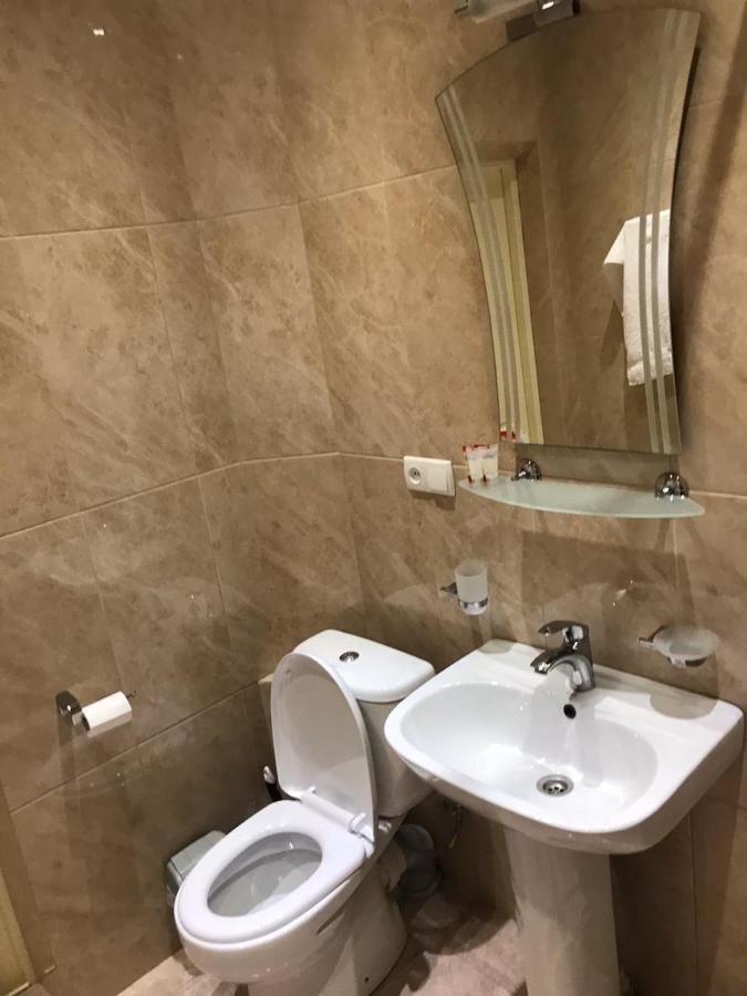 Rustaveli Apartment City Centre Tbilisi Esterno foto